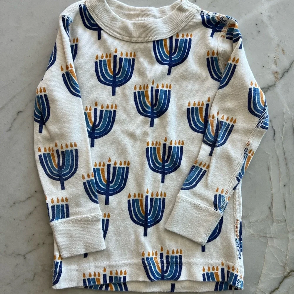 Hanna Andersson Menorah Pajamas - Picture 3 of 7